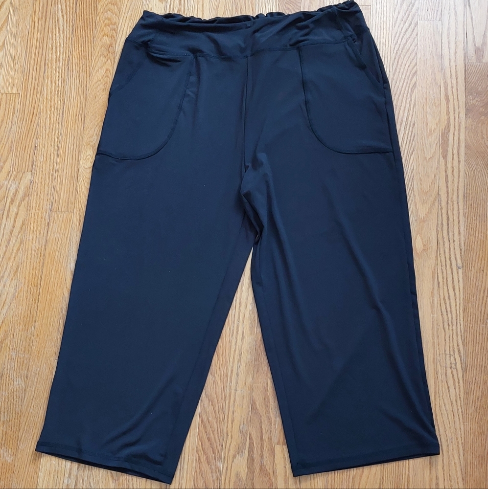 Silverts Women's Self Dressing Pull-On Active Capris Size L